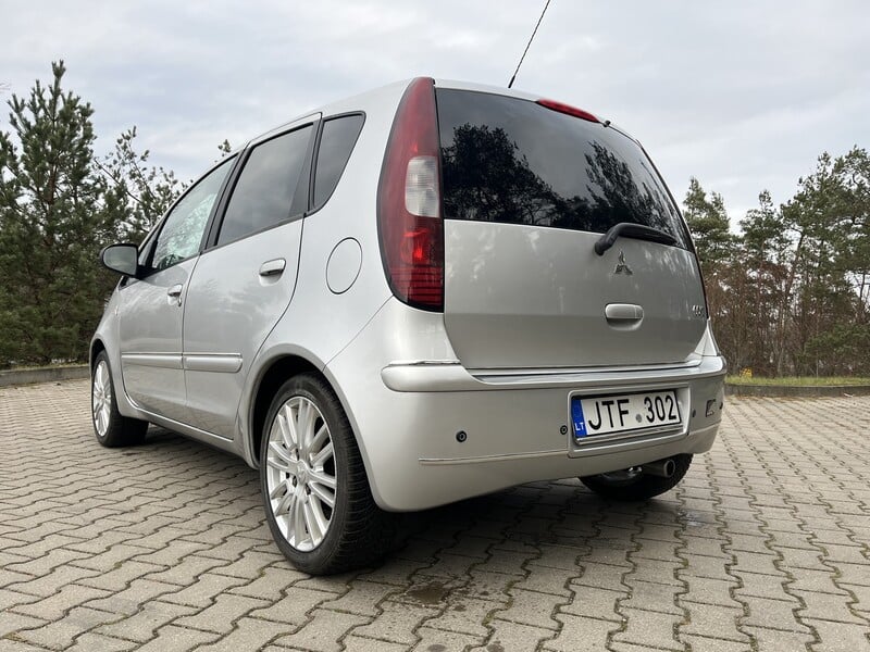 Фотография 10 - Mitsubishi Colt 2008 г Хэтчбек