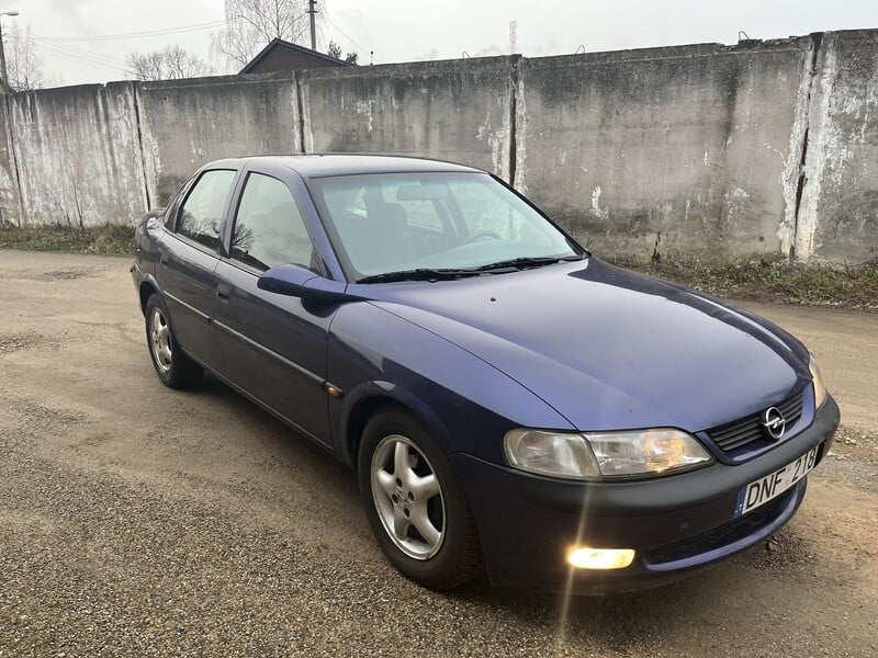 Nuotrauka 2 - Opel Vectra 1998 m Sedanas