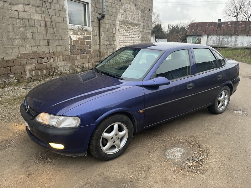 Nuotrauka 4 - Opel Vectra 1998 m Sedanas