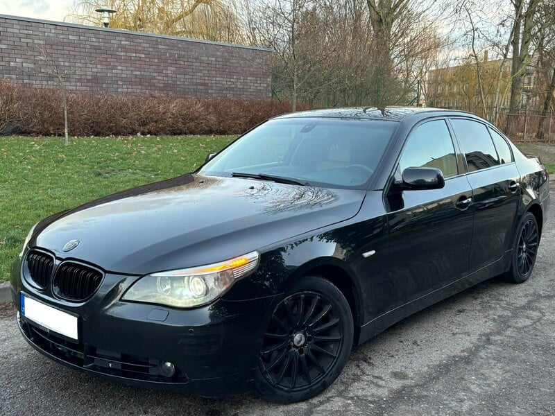 Nuotrauka 1 - Bmw 530 2004 m Sedanas