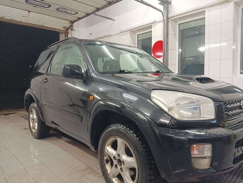 Photo 1 - Toyota RAV4 2003 y Off-road / Crossover