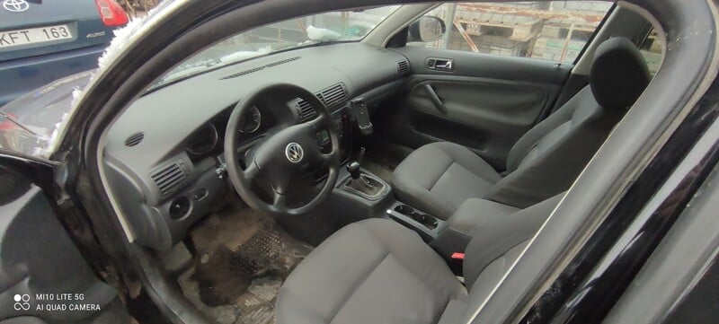 Photo 5 - Volkswagen Passat 2004 y parts