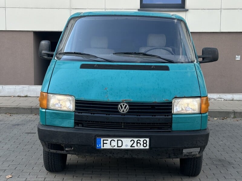 Photo 4 - Volkswagen Caravelle 1991 y Minibus