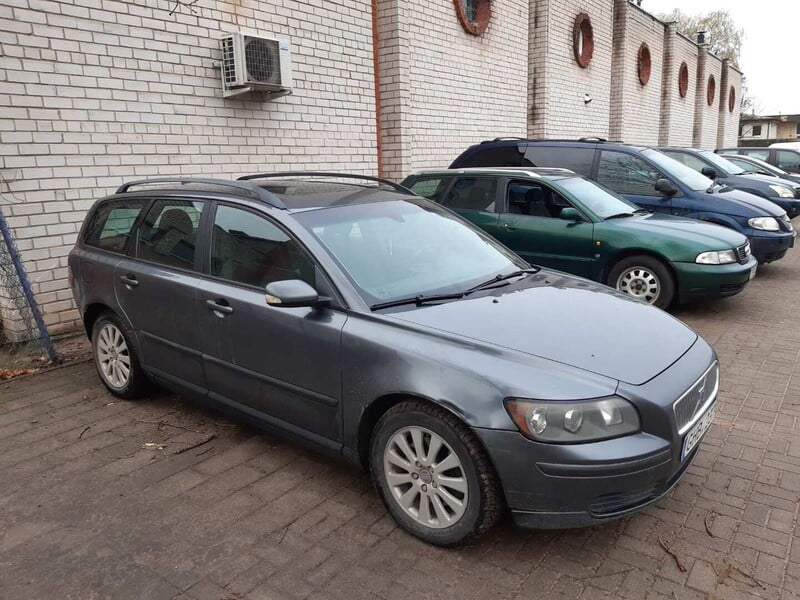 Фотография 2 - Volvo V50 2006 г Универсал