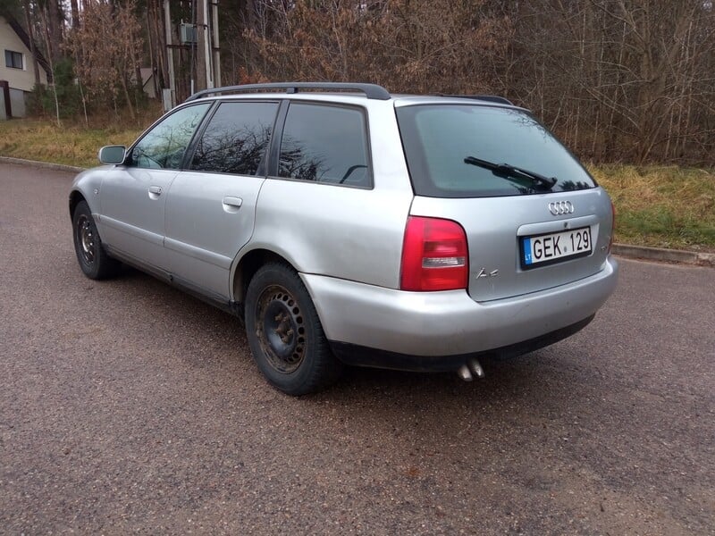 Фотография 7 - Audi A4 1999 г Универсал