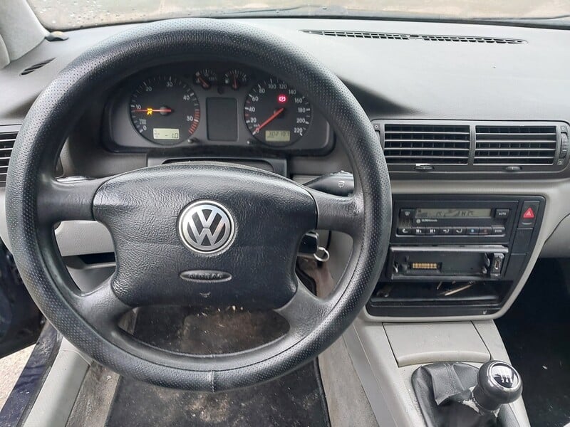 Фотография 10 - Volkswagen Passat 1999 г Универсал