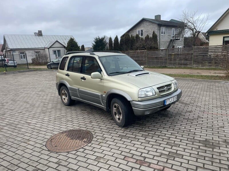 Nuotrauka 2 - Suzuki Grand Vitara 2000 m Visureigis / Krosoveris