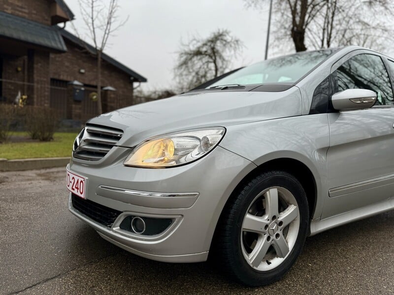 Photo 6 - Mercedes-Benz B 180 2006 y Hatchback