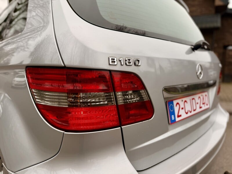 Photo 17 - Mercedes-Benz B 180 2006 y Hatchback