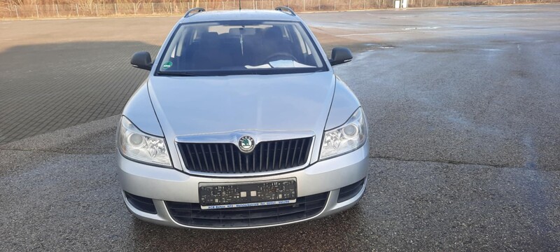 Фотография 2 - Skoda Octavia 2010 г Универсал