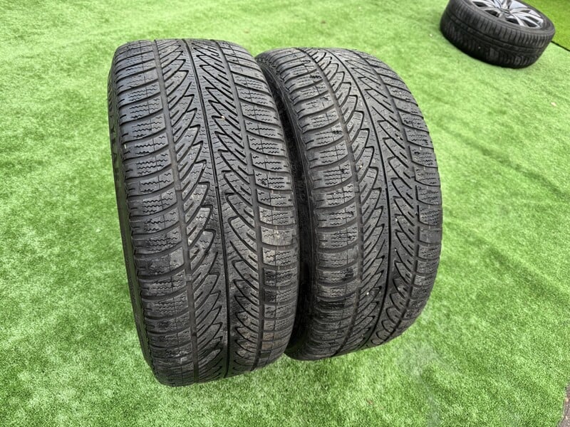 Фотография 1 - Goodyear Siunciam, 5mm R18 зимние шины для автомобилей