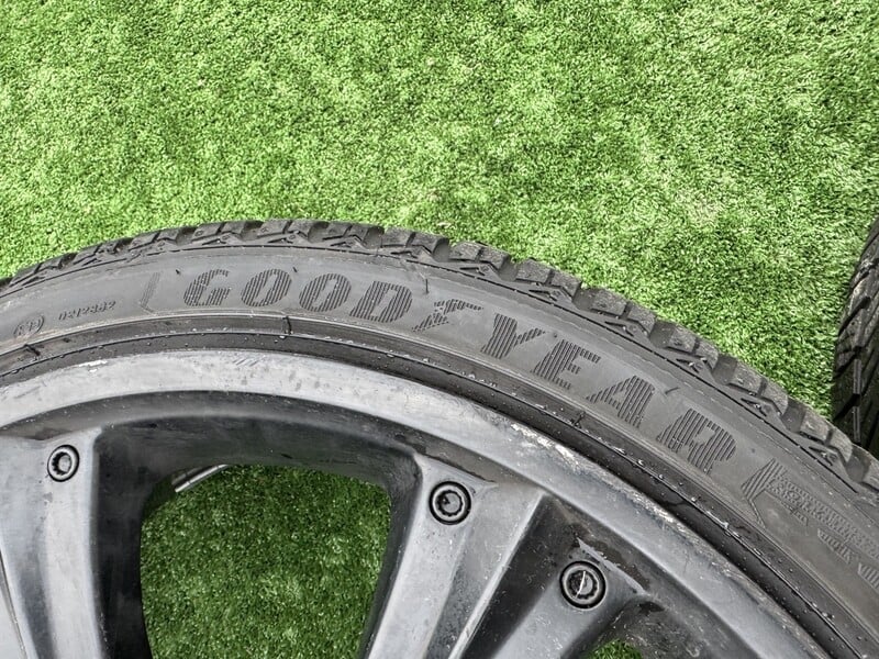 Фотография 7 - Goodyear Siunciam, 5mm R18 зимние шины для автомобилей