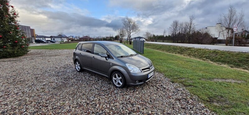 Photo 3 - Toyota Corolla Verso 2006 y Wagon