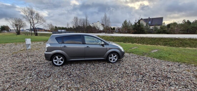 Photo 6 - Toyota Corolla Verso 2006 y Wagon