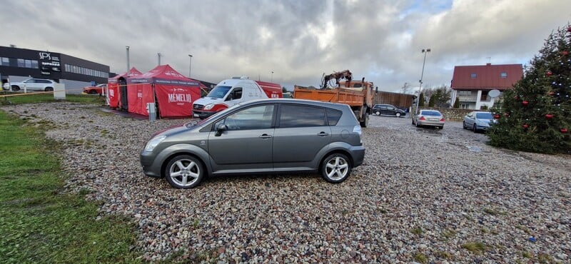 Photo 8 - Toyota Corolla Verso 2006 y Wagon