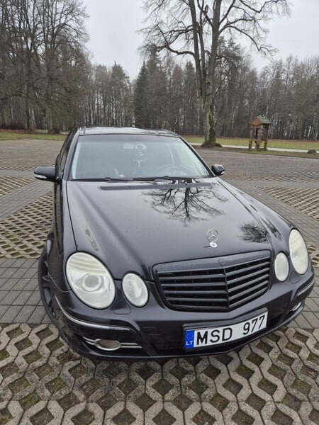 Фотография 15 - Mercedes-Benz E 320 2009 г Седан