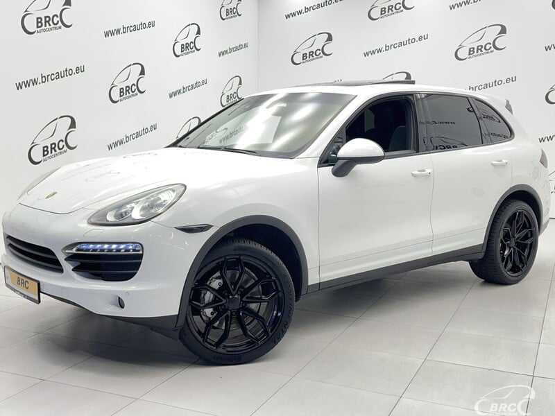 Фотография 1 - Porsche Cayenne S 4.8 Automatas 2014 г