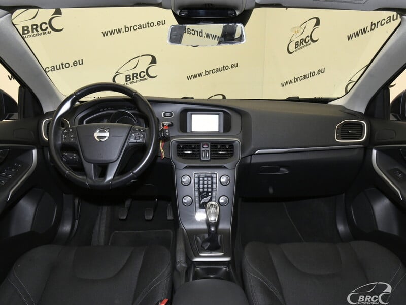 Фотография 3 - Volvo V40 D2 2012 г