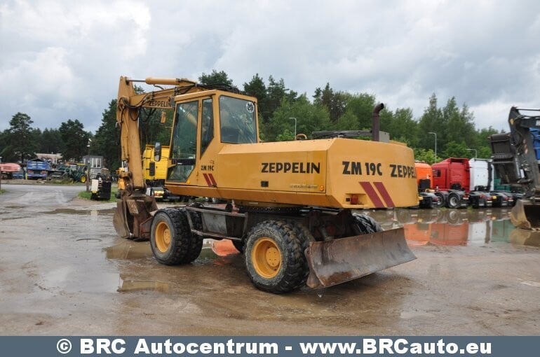 Photo 4 - Zeppelin ZM19 1995 y Excavator, wheeled