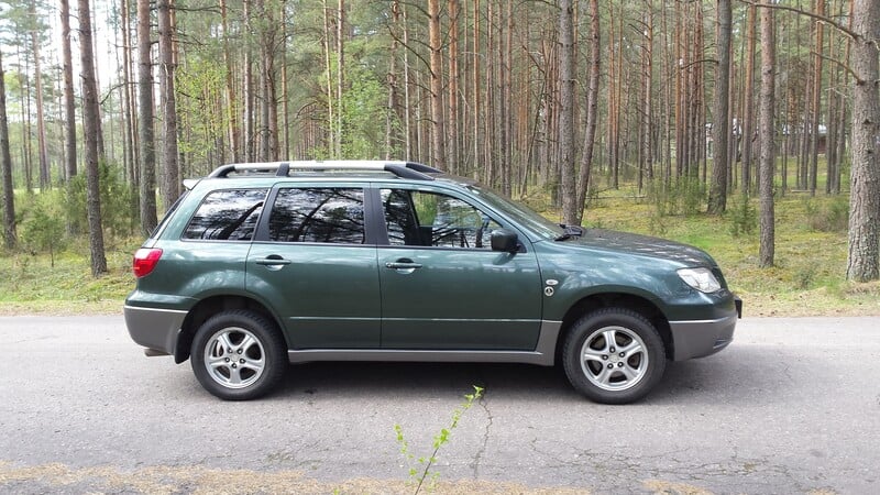 Photo 3 - Mitsubishi Outlander 2007 y Off-road / Crossover