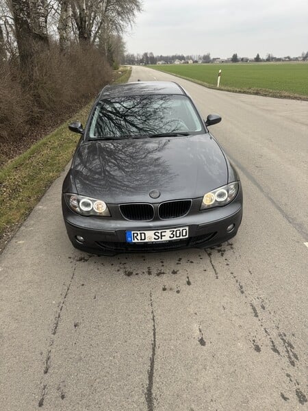 Photo 4 - Bmw 118 2006 y Hatchback