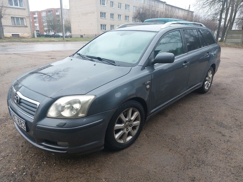 Фотография 2 - Toyota Avensis 2005 г Универсал