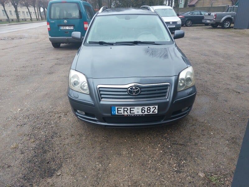 Фотография 3 - Toyota Avensis 2005 г Универсал