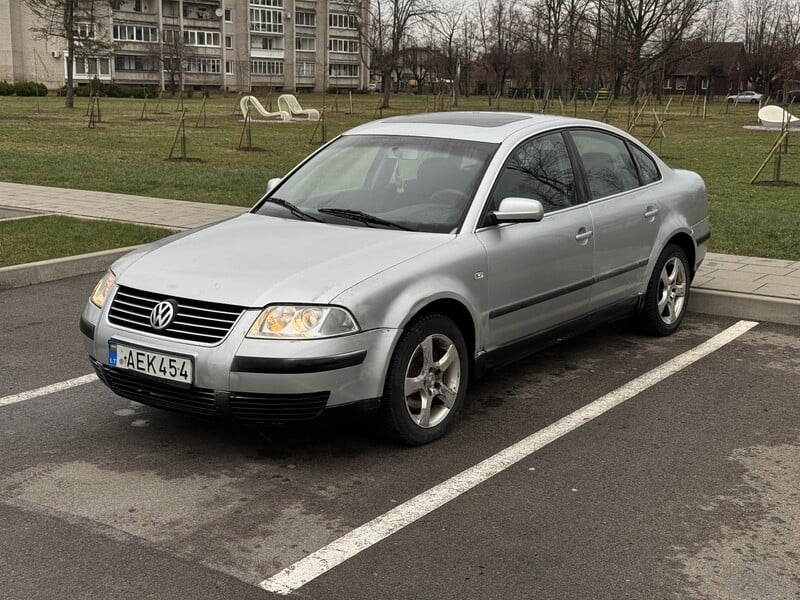 Фотография 2 - Volkswagen Passat 2002 г Седан