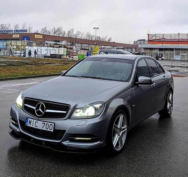 Фотография 2 - Mercedes-Benz C 200 2011 г Седан