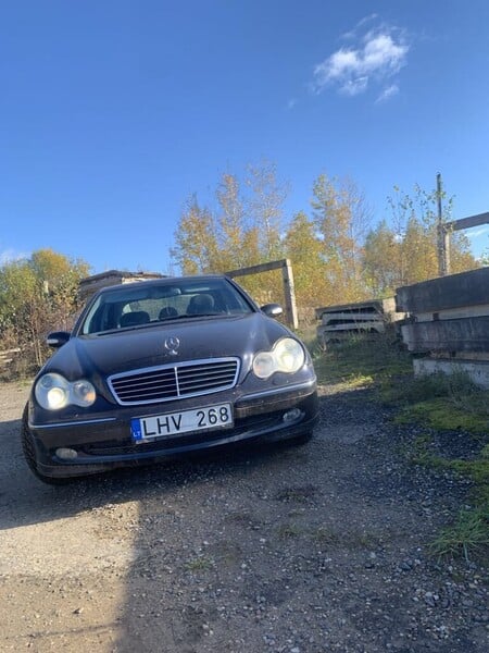 Nuotrauka 5 - Mercedes-Benz C 220 2003 m Sedanas