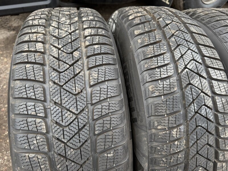 Photo 2 - Pirelli Siunciam, 8mm 2022m R18 winter tyres passanger car