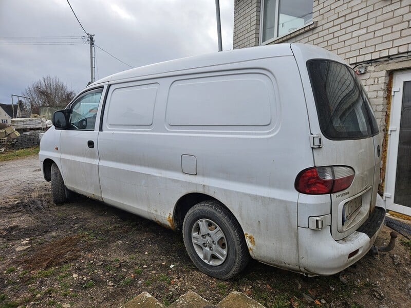 Фотография 2 - Hyundai H-1 2002 г Грузовой микроавтобус