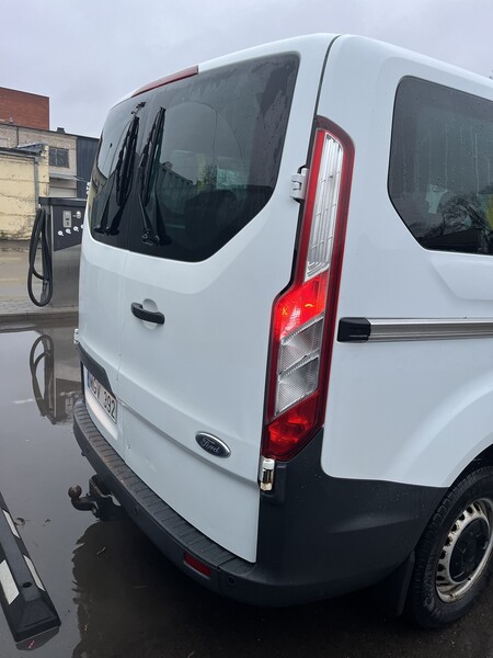 Photo 4 - Ford Transit Custom 2015 y Minibus