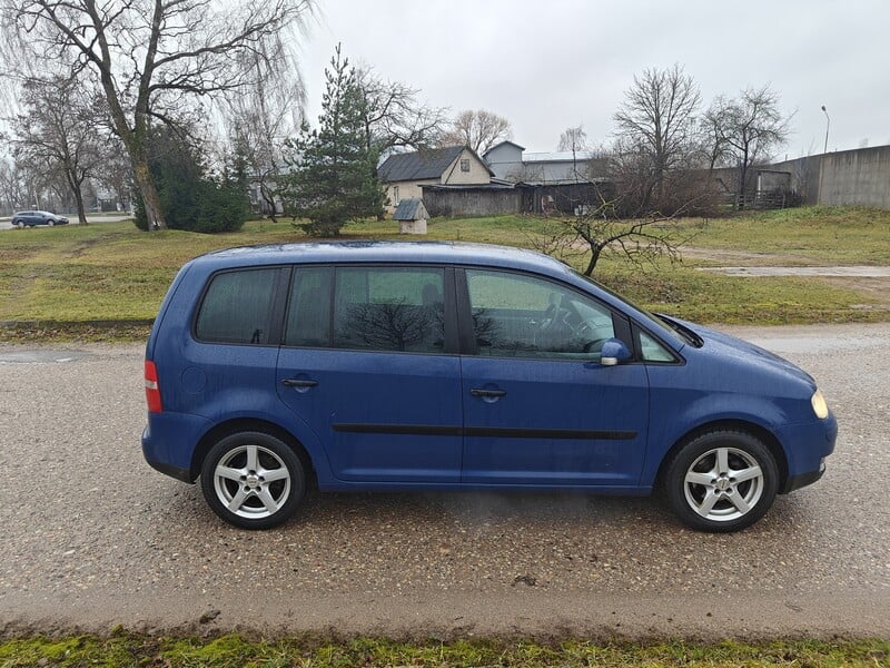 Photo 4 - Volkswagen Touran 2004 y Van