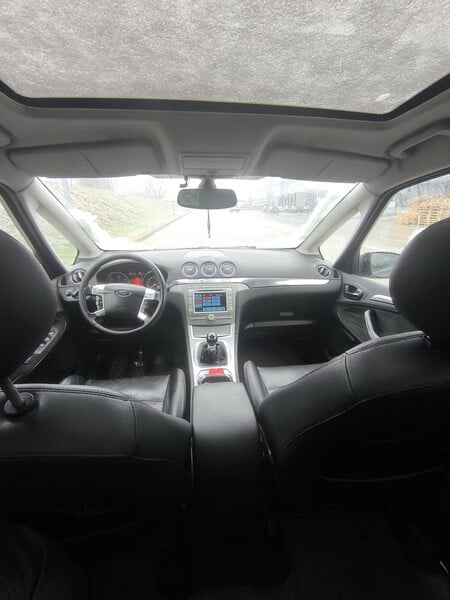 Photo 5 - Ford S-Max 2007 y Van