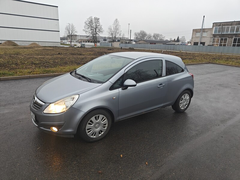 Фотография 3 - Opel Corsa 2009 г Хэтчбек