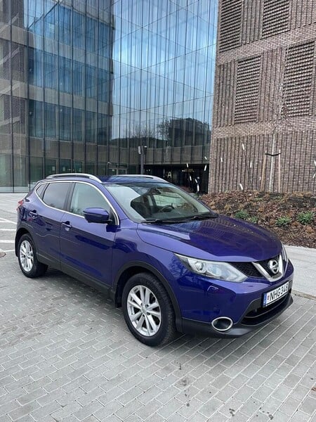 Фотография 1 - Nissan Qashqai 2015 г Внедорожник / Кроссовер