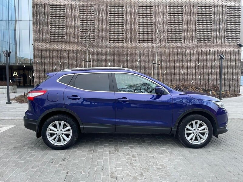 Фотография 2 - Nissan Qashqai 2015 г Внедорожник / Кроссовер