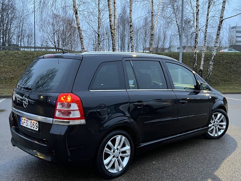 Photo 8 - Opel Zafira 2009 y Van