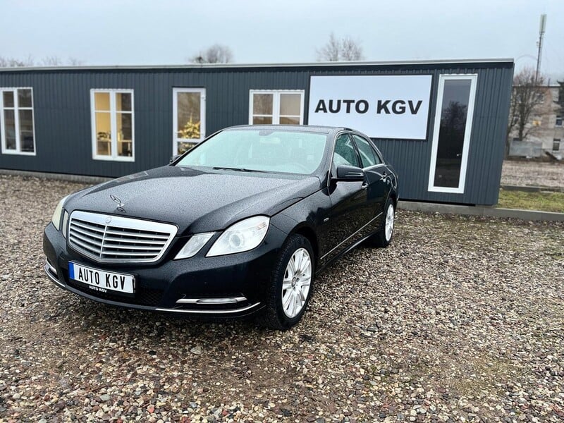 Photo 2 - Mercedes-Benz E 350 2012 y Sedan