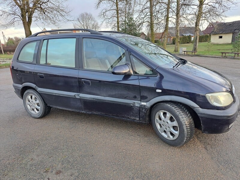 Photo 2 - Opel Zafira 2003 y Van