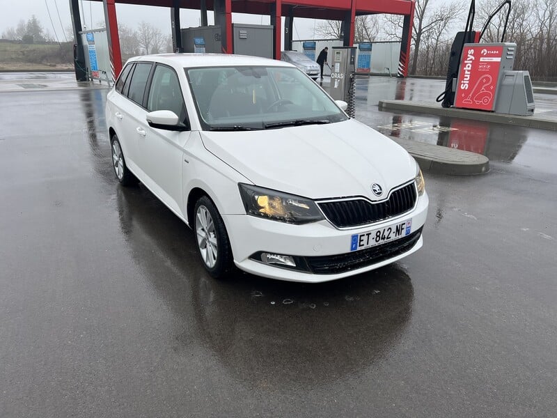 Photo 2 - Skoda Fabia 2018 y Wagon