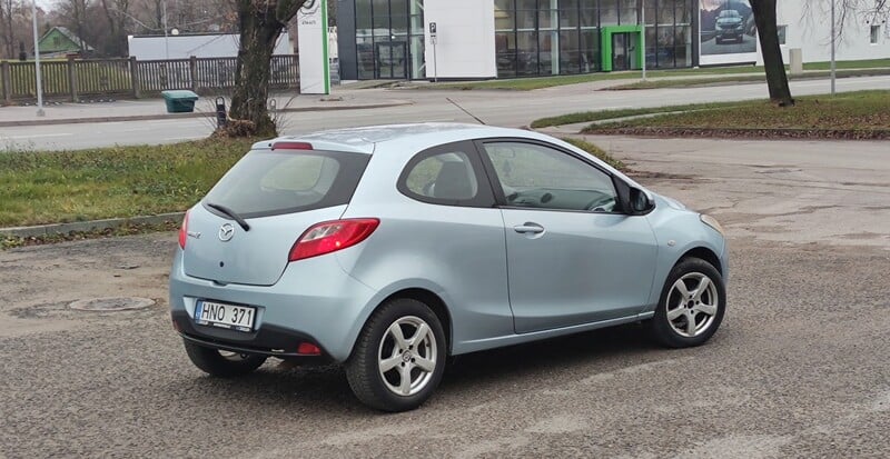 Photo 2 - Mazda 2 2008 y Hatchback