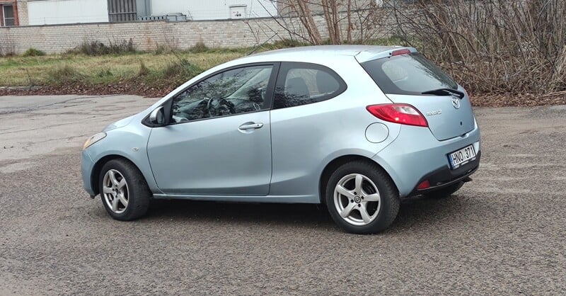 Photo 8 - Mazda 2 2008 y Hatchback