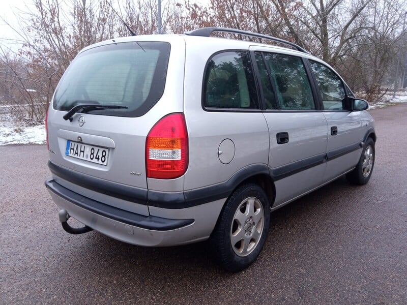 Фотография 4 - Opel Zafira 2002 г Минивэн