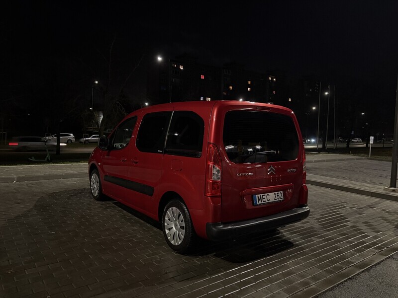 Фотография 2 - Citroen Berlingo 2010 г Минивэн