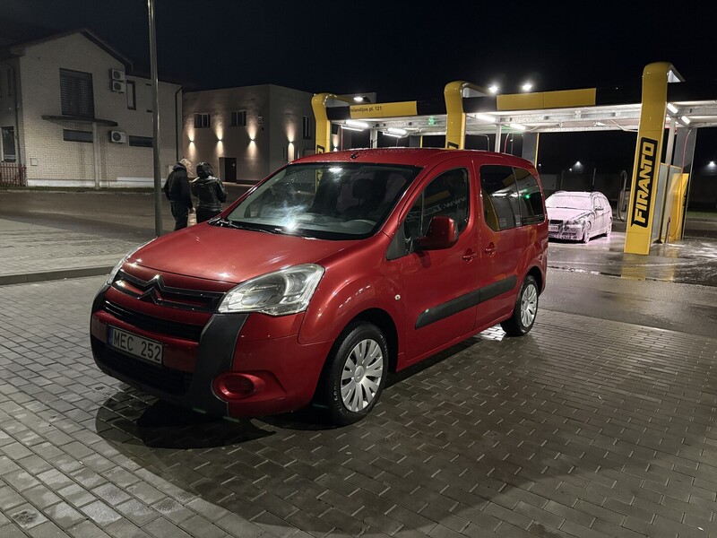 Фотография 3 - Citroen Berlingo 2010 г Минивэн