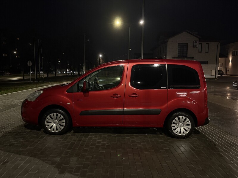 Фотография 7 - Citroen Berlingo 2010 г Минивэн