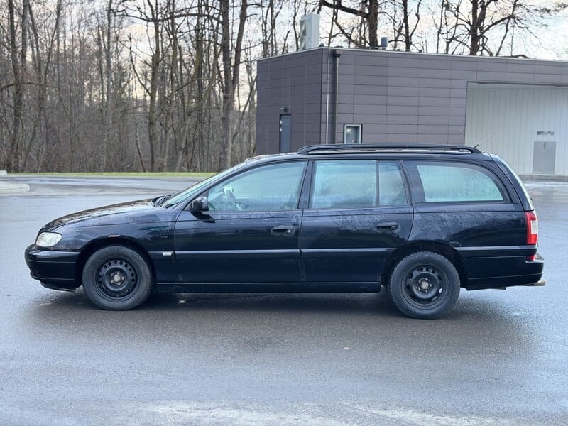 Photo 8 - Opel Omega 2004 y Wagon