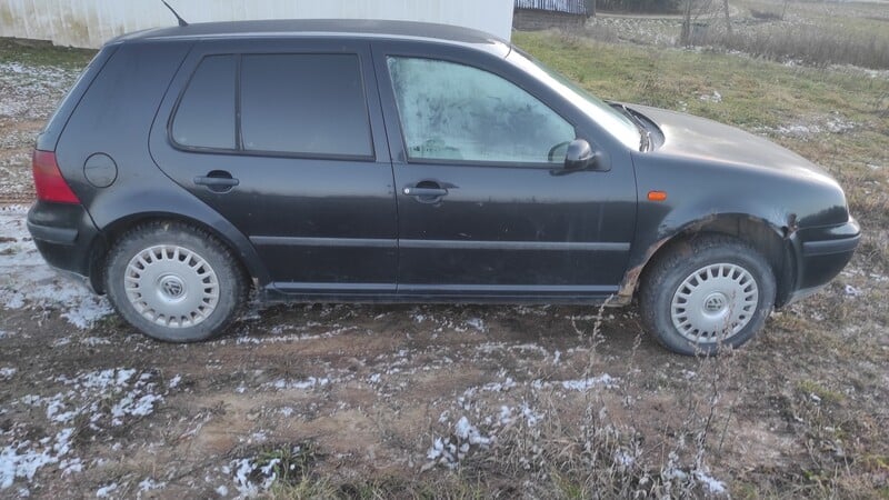 Nuotrauka 8 - Volkswagen Golf 2000 m Hečbekas